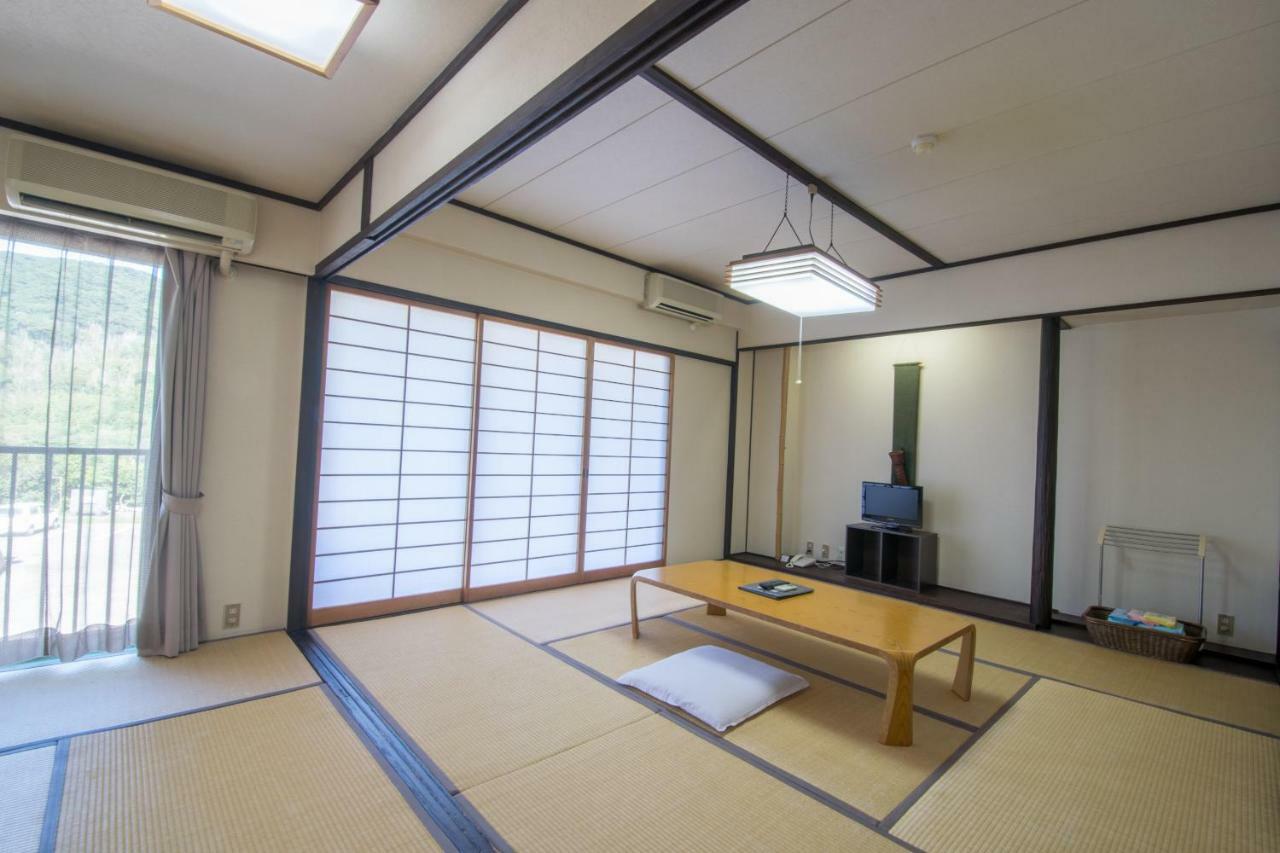Kamiso Hotel Kamitsushima Екстериор снимка